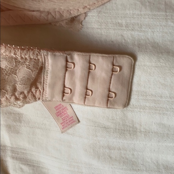 Victoria’s Secret bra - Picture 3 of 4